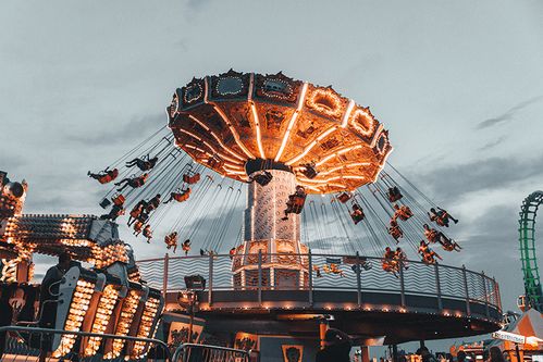 VR/AR技術在旅游業軟件開發中的應用與變革